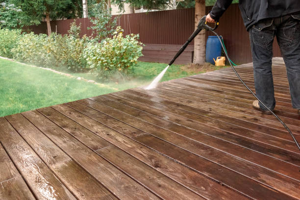 Best Driveway Pressure Washing  in Whitewater, WI